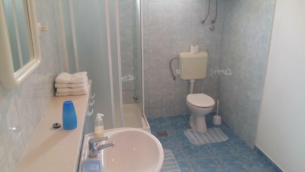 Apartment Viola スペタル エクステリア 写真